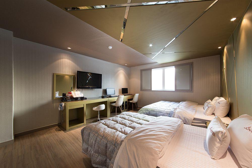 Hotel June Haeundae Busan Exterior photo