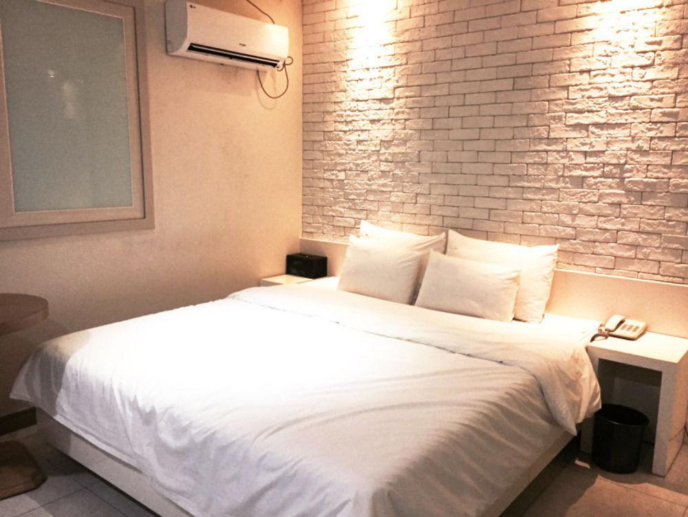 Hotel June Haeundae Busan Exterior photo